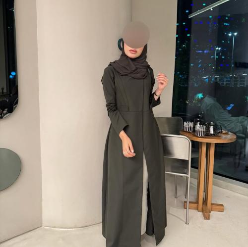 عباية الدوام الجديده