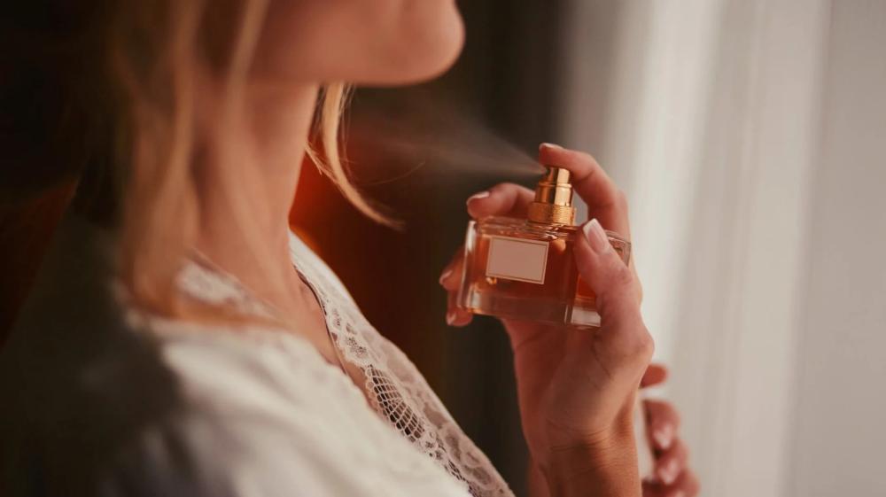 عطر صيفي نسائي