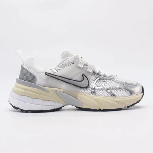 Nike V2K Run silver