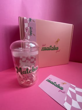 Glass cup with cover