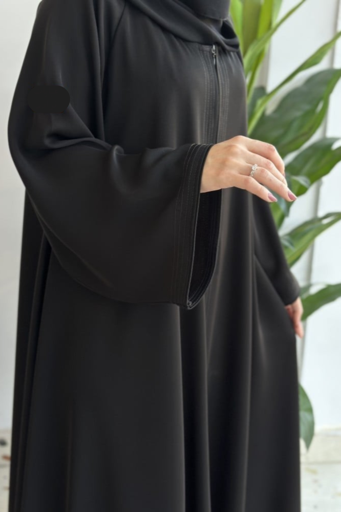 عبايه نواعم هي عنوان الأناقة والبساطة