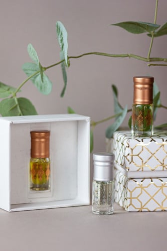 زيت الياسمين العطري