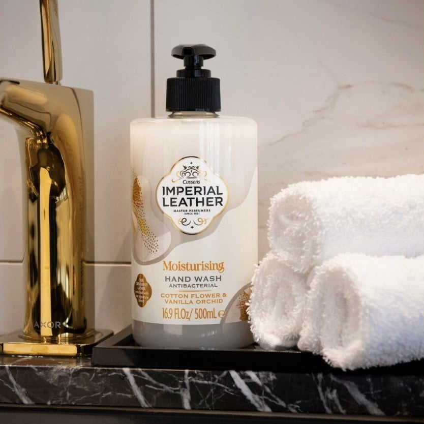 امبيريال ليدز غسول مرطب لليدين بزهر القطن والفانيلا 500 مل