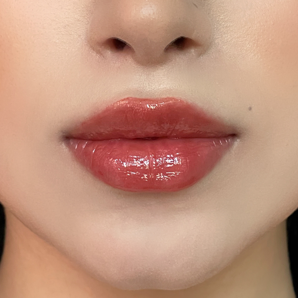 لوكا مرطب شفاه  ديجا برو امبير براون 04