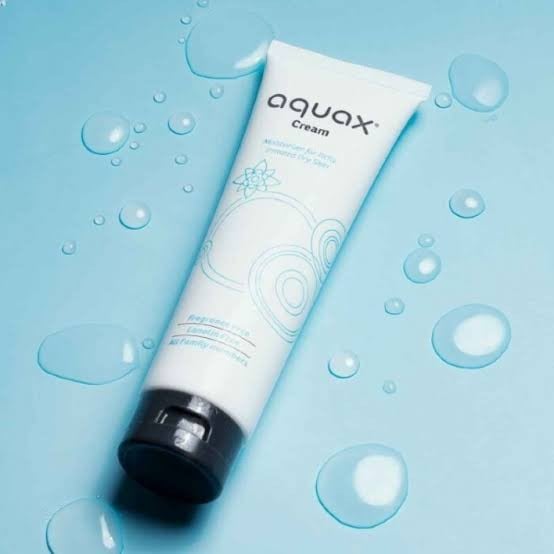 اكواكس كريم مرطب للبشرة الجافة والمتهيجه 150 جم