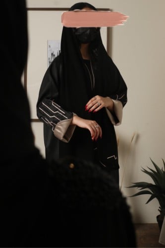 عبايا الاكمام تطريز