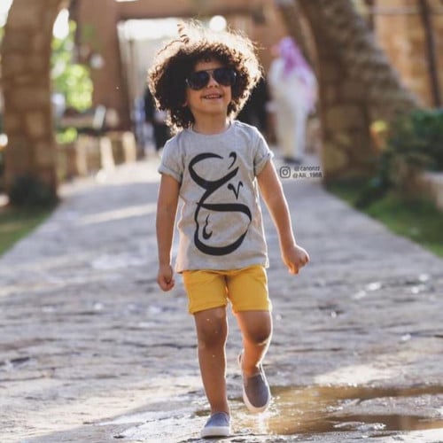 تيشيرت الحرف رصاصي