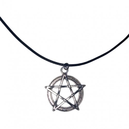 Star leather necklace