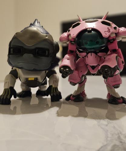 Funko pop! D.VA with Meka & Winston