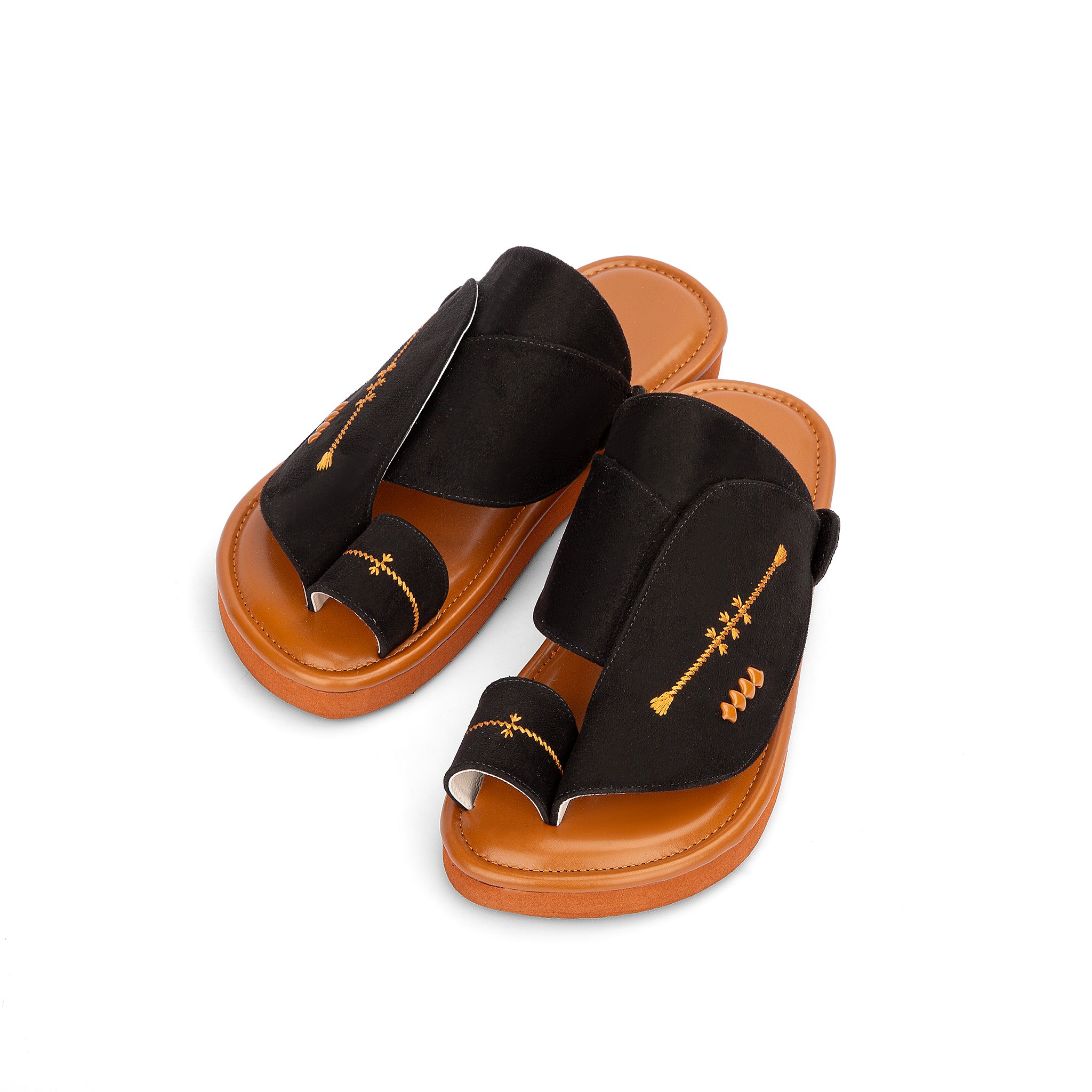 نعال شرقي مميز أسود مطرز بخيوط ذهبية