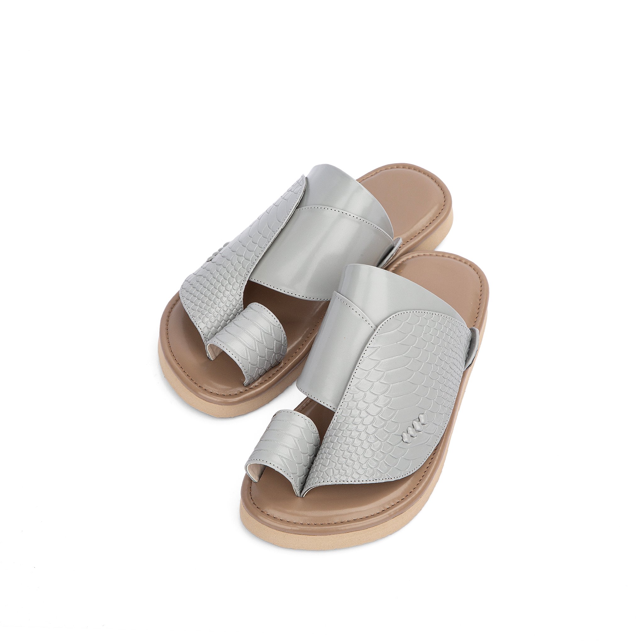 نعال شرقي رائع من الجلد الرمادي بنقشة ثعبان