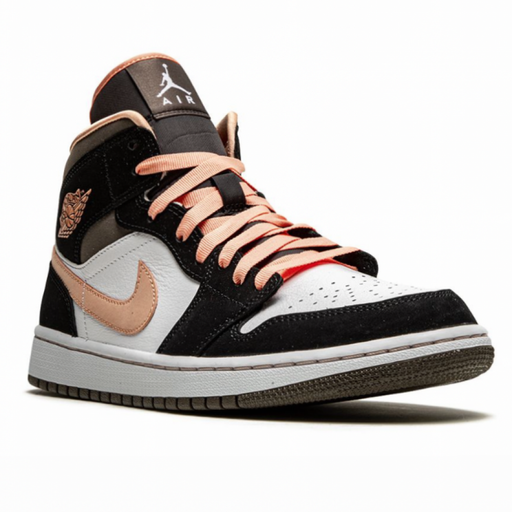 peach mochas nike