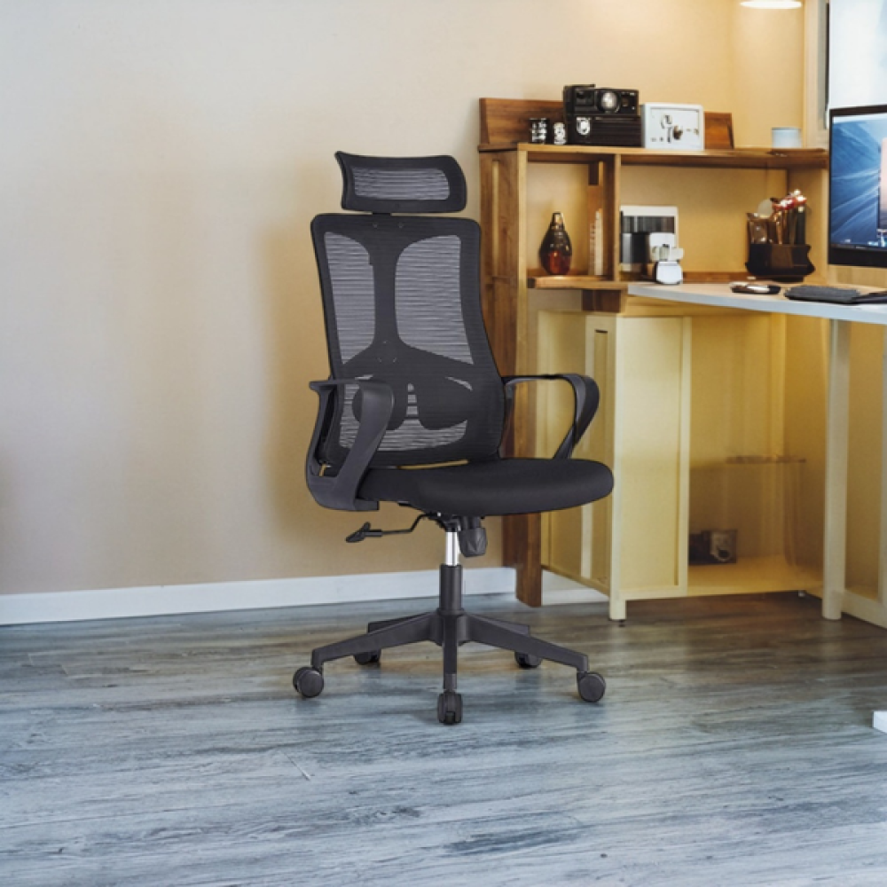 كرسي مكتبي اسود