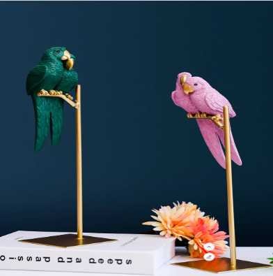 تمثال بغبغاء