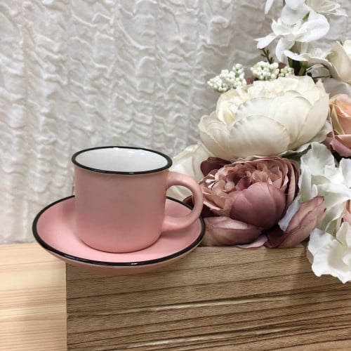 كوب قهوة تركية وردي