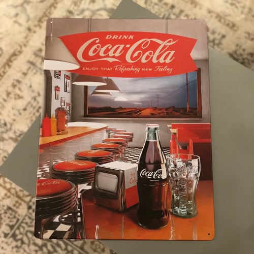 لوحة كولا معدنية