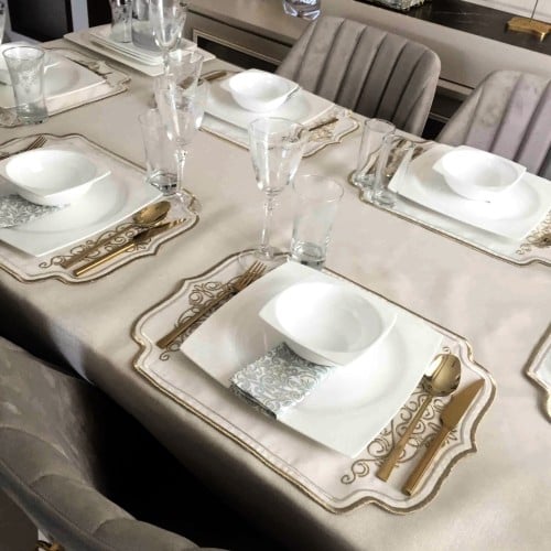 طقم سفرة مطرز ذهبي