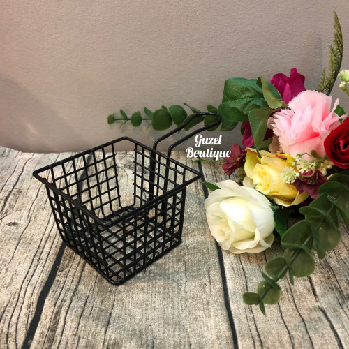 سلة تقديم مربعة