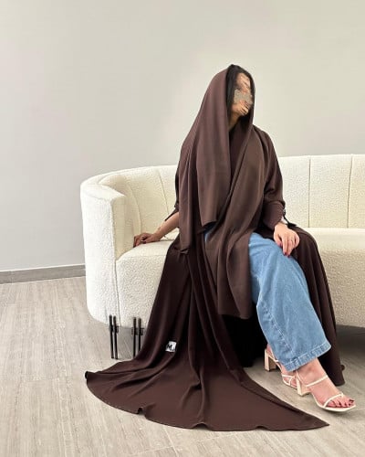 عباية دبل كلوش مع ياقة بني كريب مكسر