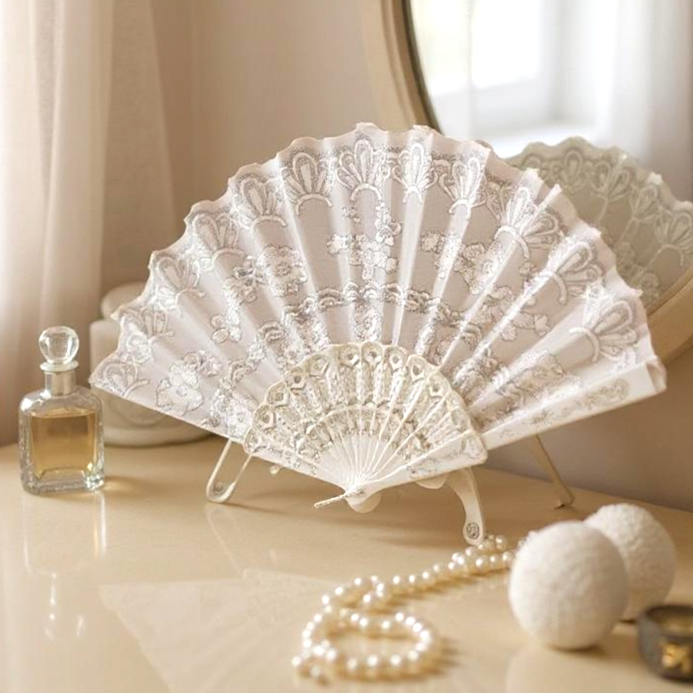 مجموعة 12 قطعة من المراوح اليدوية المميزة بتصميم بسيط وانيق