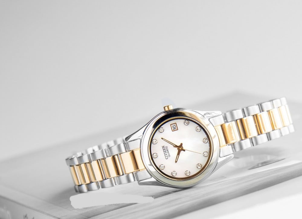 Ladies Citizen EU2664-59D Two Toned Swarovski Pearl White Dial 26mm Watch