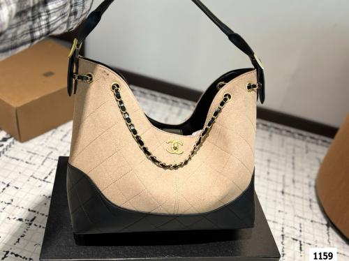 شنطة شانيل CHANEL (متوفر بعدة الوان)