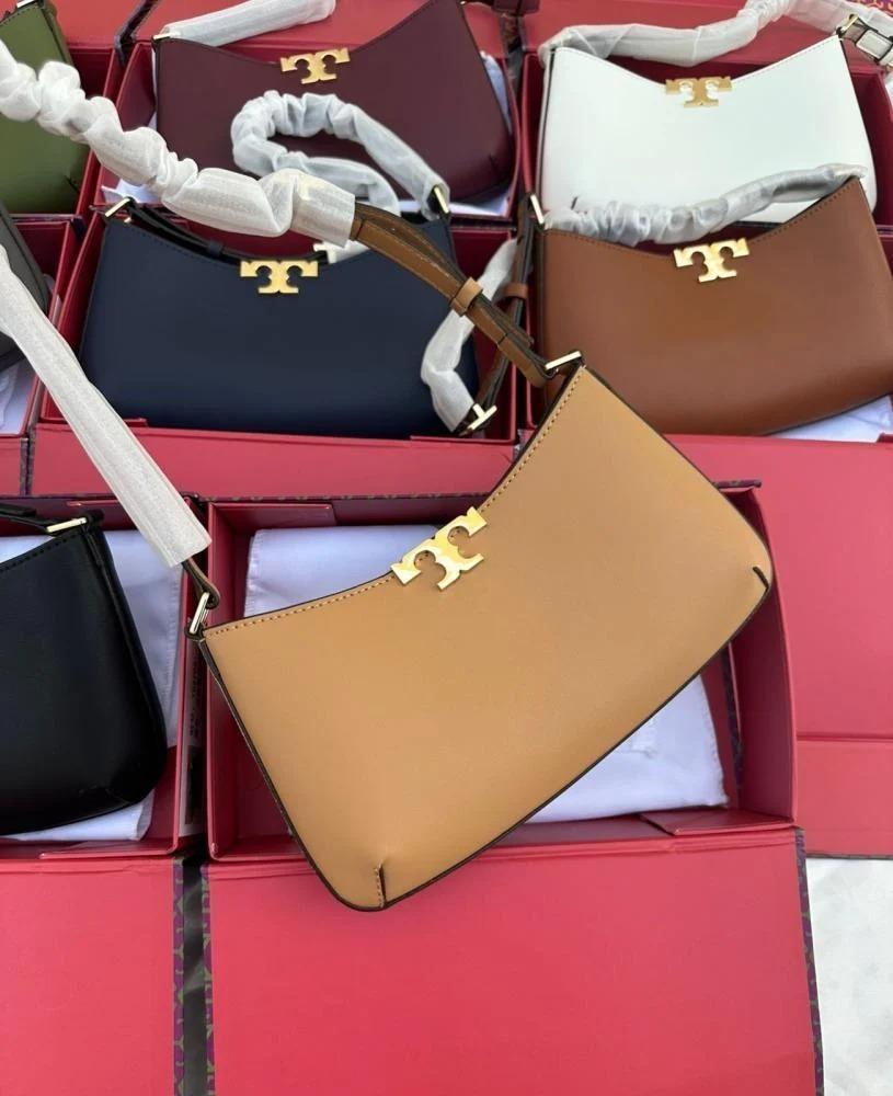 شنطة جلد من Tory Burch