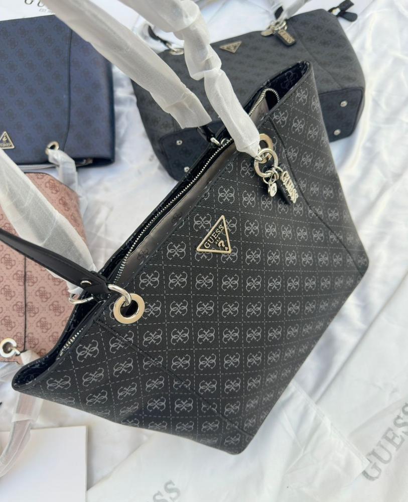 شنطة جيس خفيفة وأنيقة