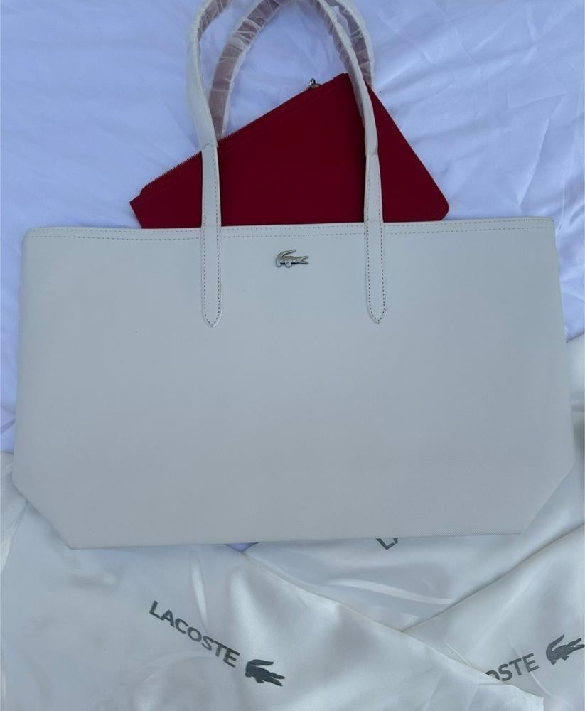 شنطة كتف كبيرة