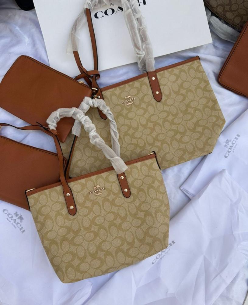 شنطة كوتش جلد