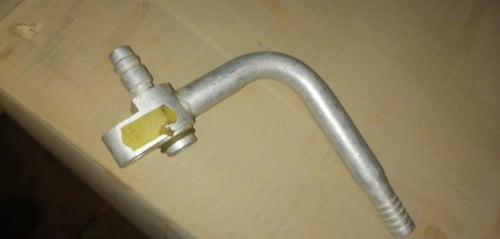 #11408C كوع مع بلف تعبئة فريون / ELBOW 5/8" WITH VALVE