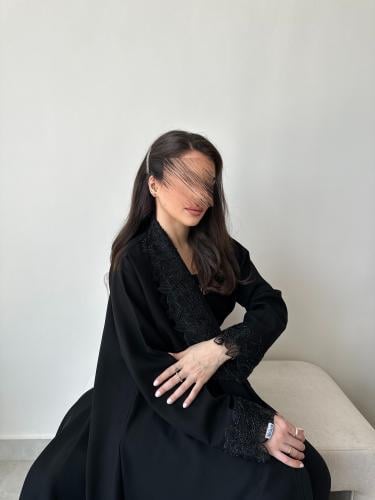 Zayna abaya