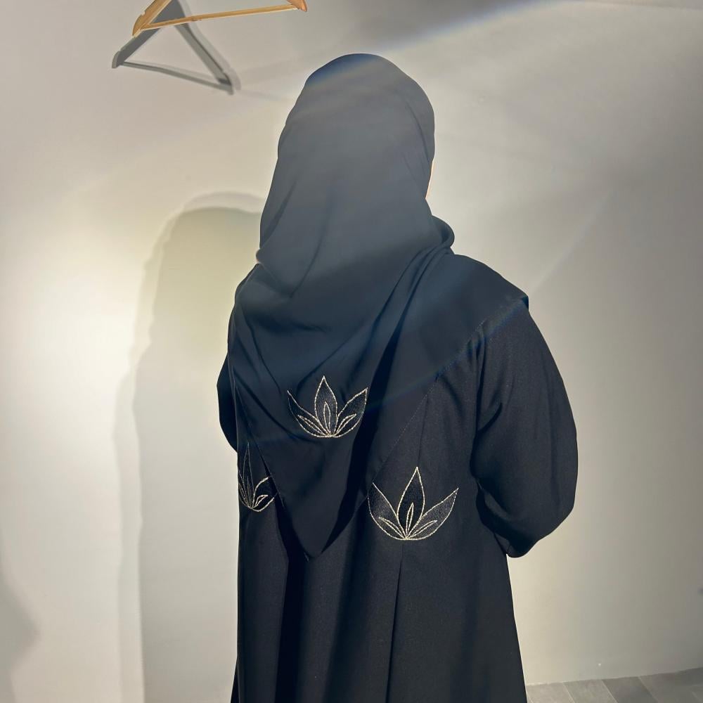 D50 Abaya