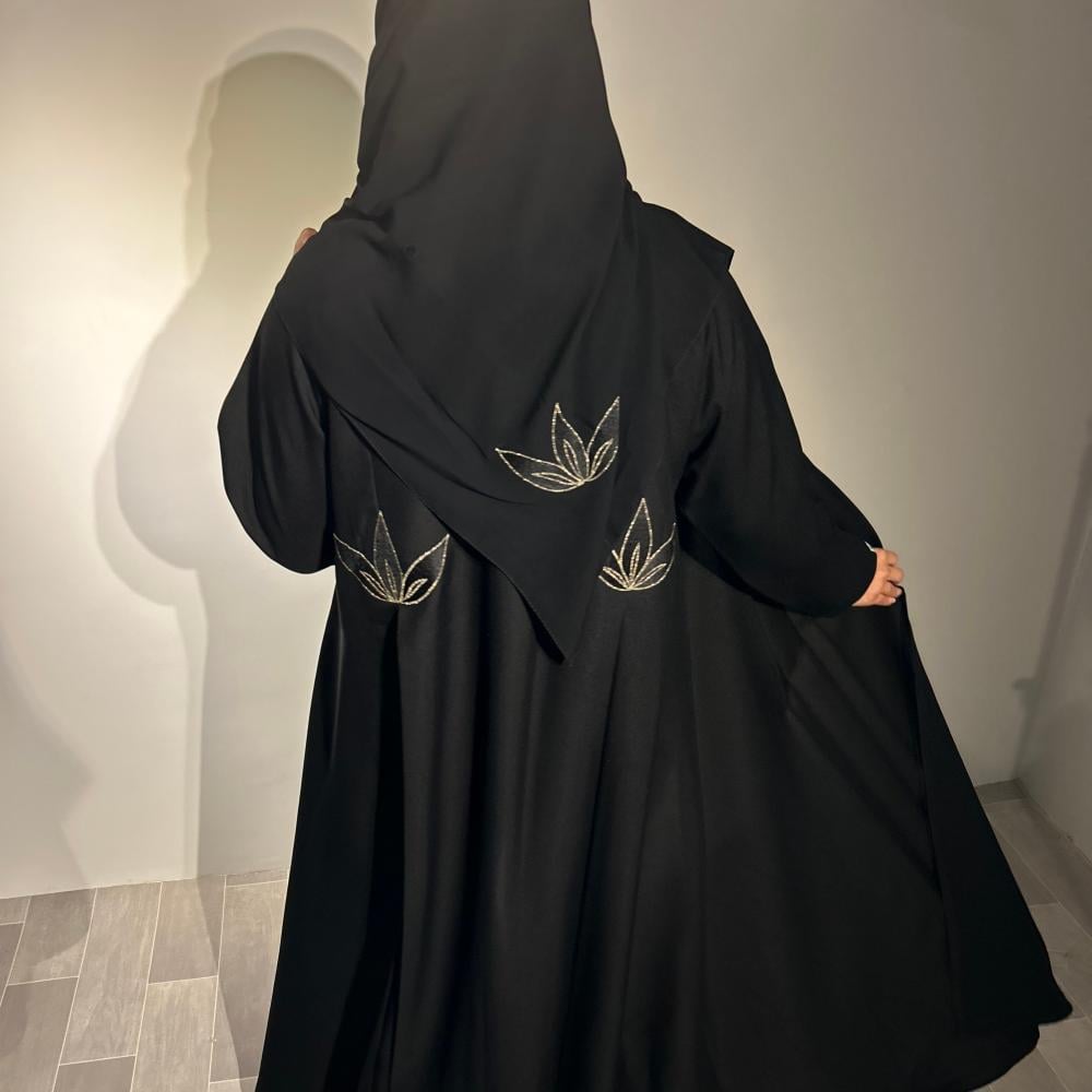 D50 Abaya