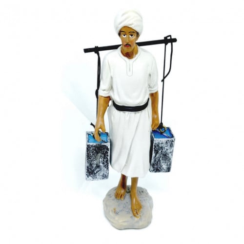 مجسم عن سقي الماء في الماضي