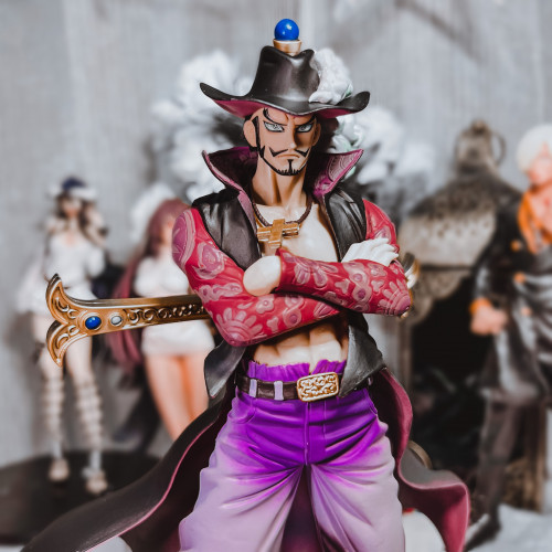 مجسم ميهوك ونبيس