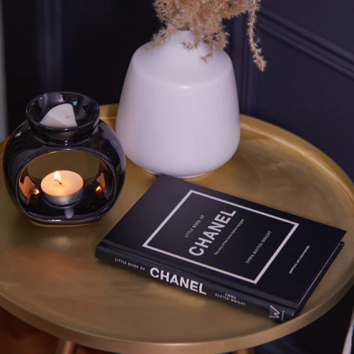 كتاب شانيل CHANEL