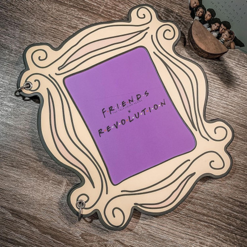 ظل للعيون فريندز