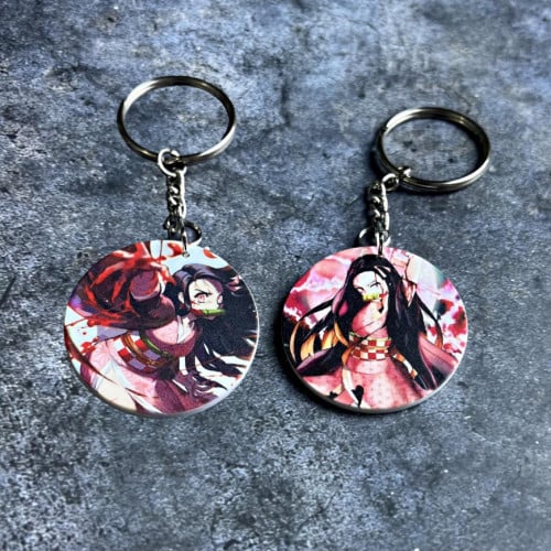 ميدالية مفاتيح نيزوكو من الجهتين