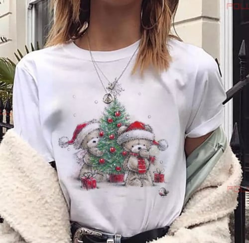 تيشيرت ابيض برسومات كريسماس 2