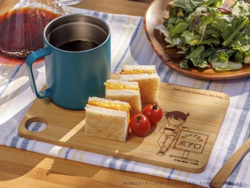 Detective Conan "Cafe Poirot" cutting board]