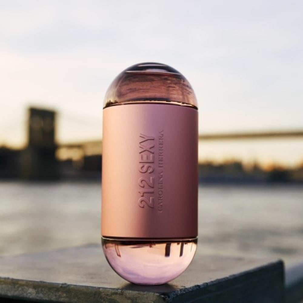عطر كارولينا هيريرا 212 s..y النسائي او دو بارفيوم 100مل
