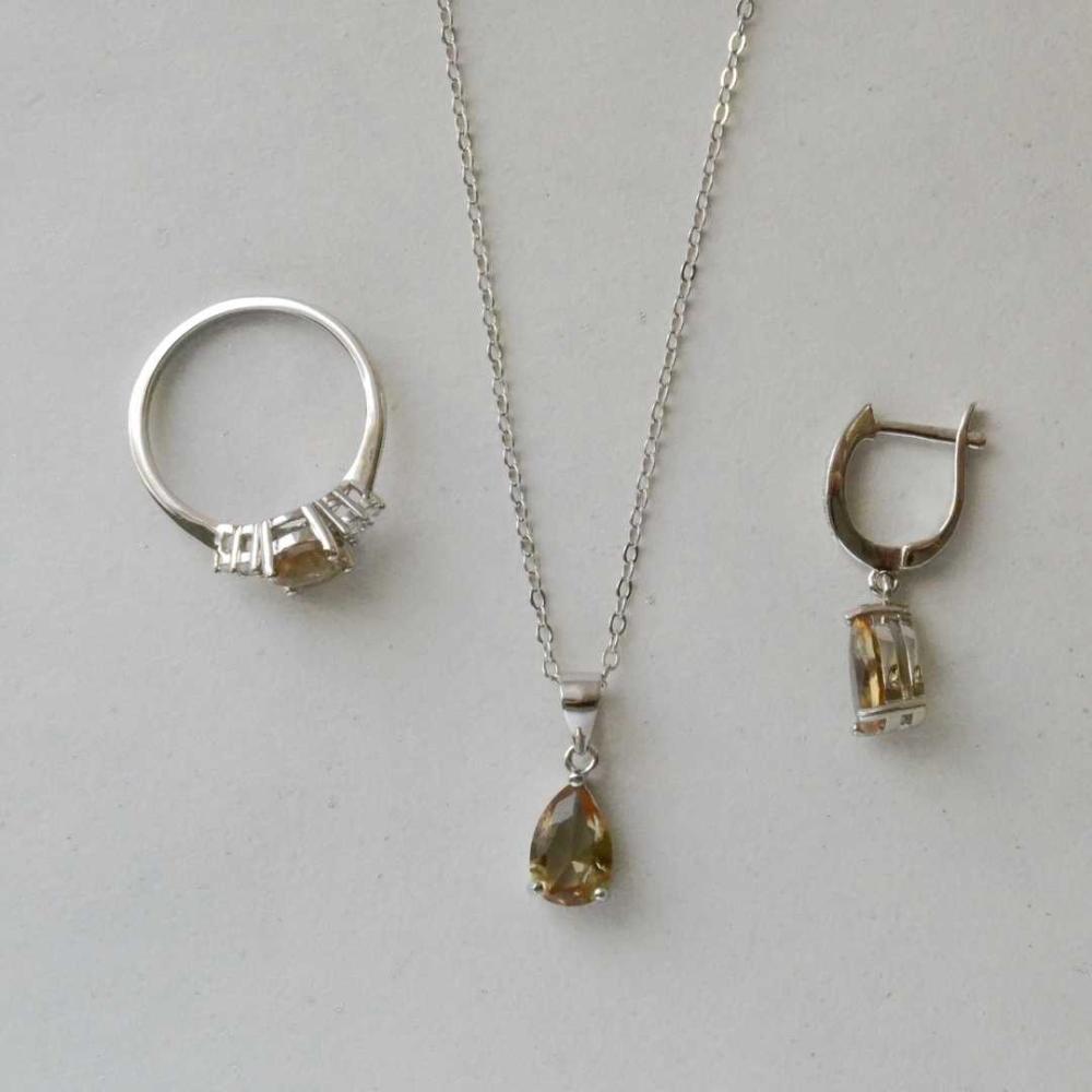 [N031] سلسال حجر الزلتانايت (متغير اللون) - فضة عيار 925