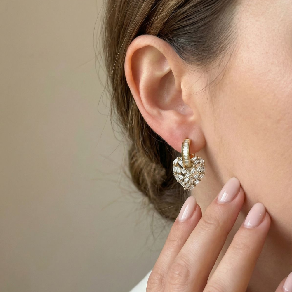 [E019] حلق قلب مطلي بالذهب