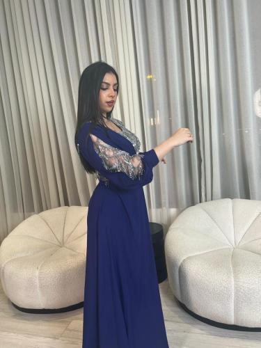 فستان حرير مطفي كحلي