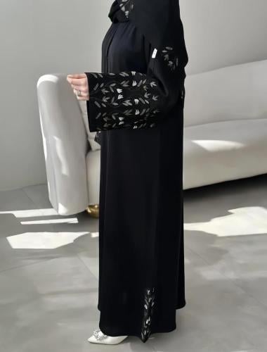 عباية تطريز أغصان الخريف