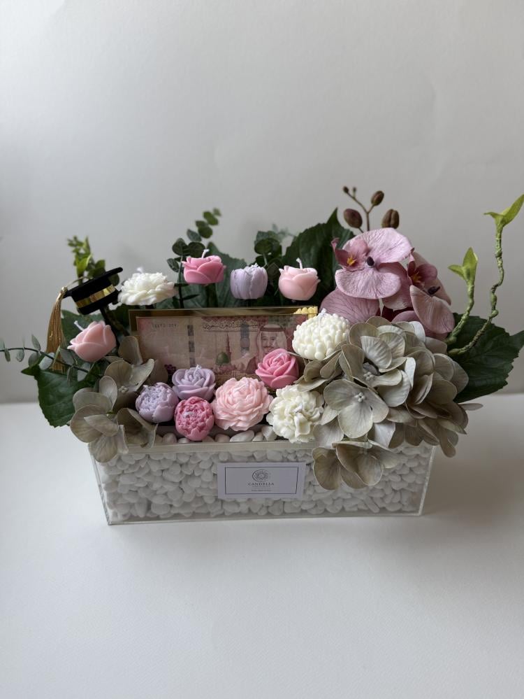 باقة شموع في صندوق أكريلك