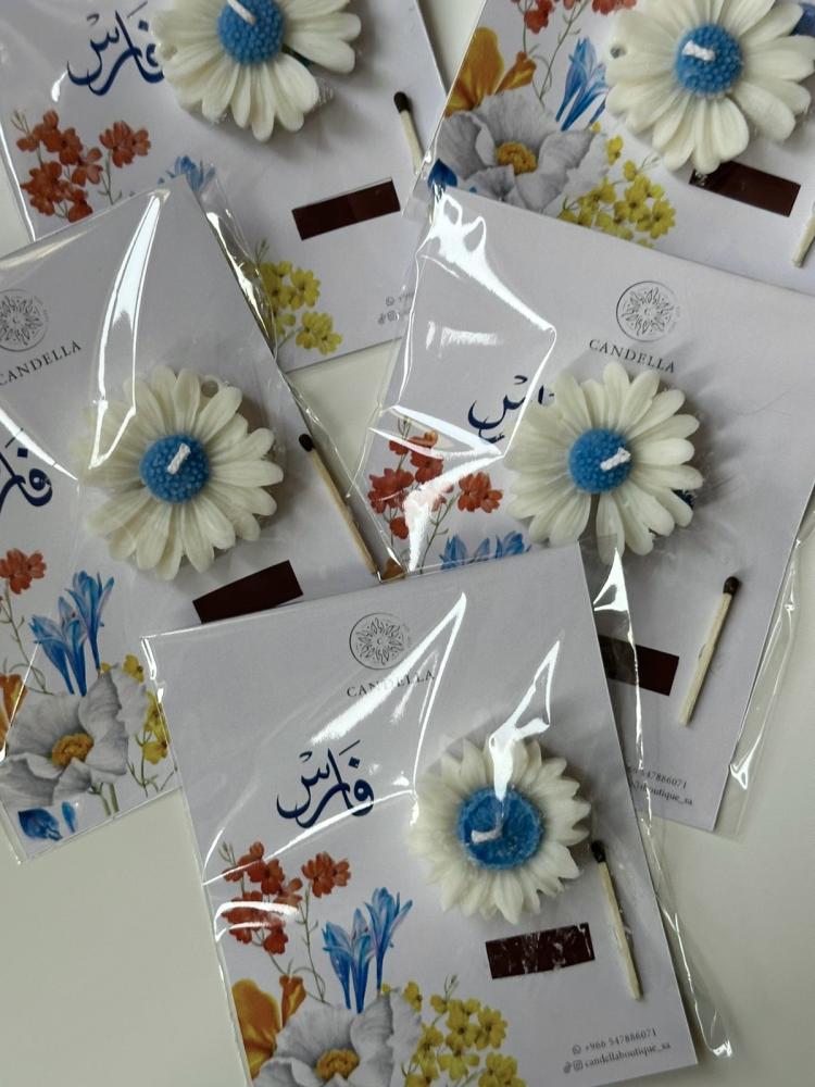 كرت الشمعة مع عود الثقاب