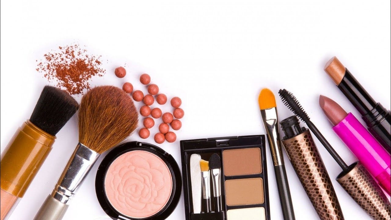 ادوات المكياج