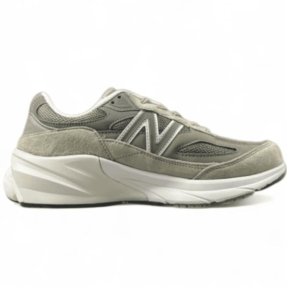 NEW BALANCE V6 990